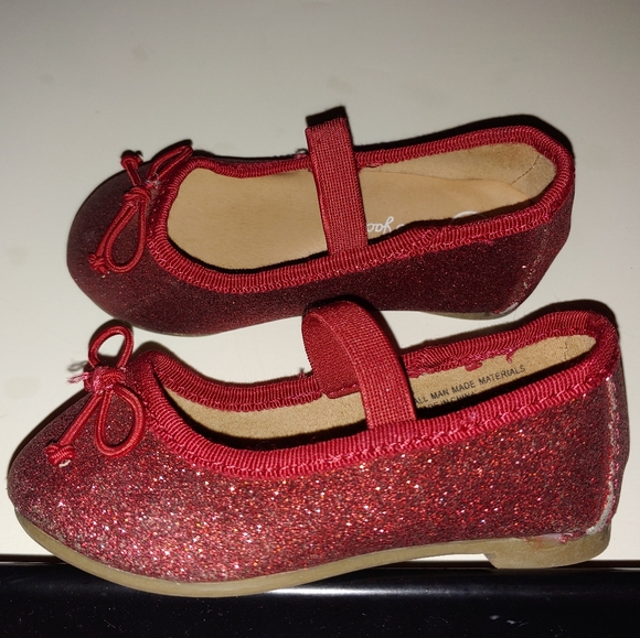 Red glitter flats, toddler 5 - Picture 4 of 11